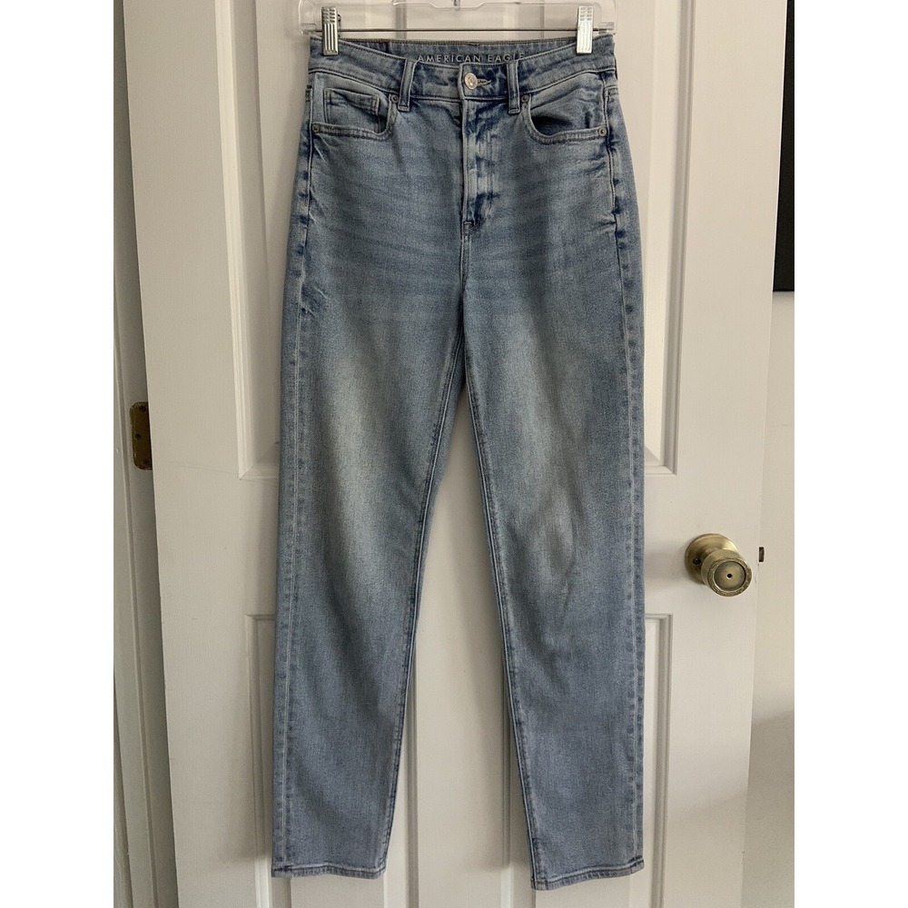 American Eagle Outfitters Womens High Rise Light Wash Denim Jeans size 0 Long